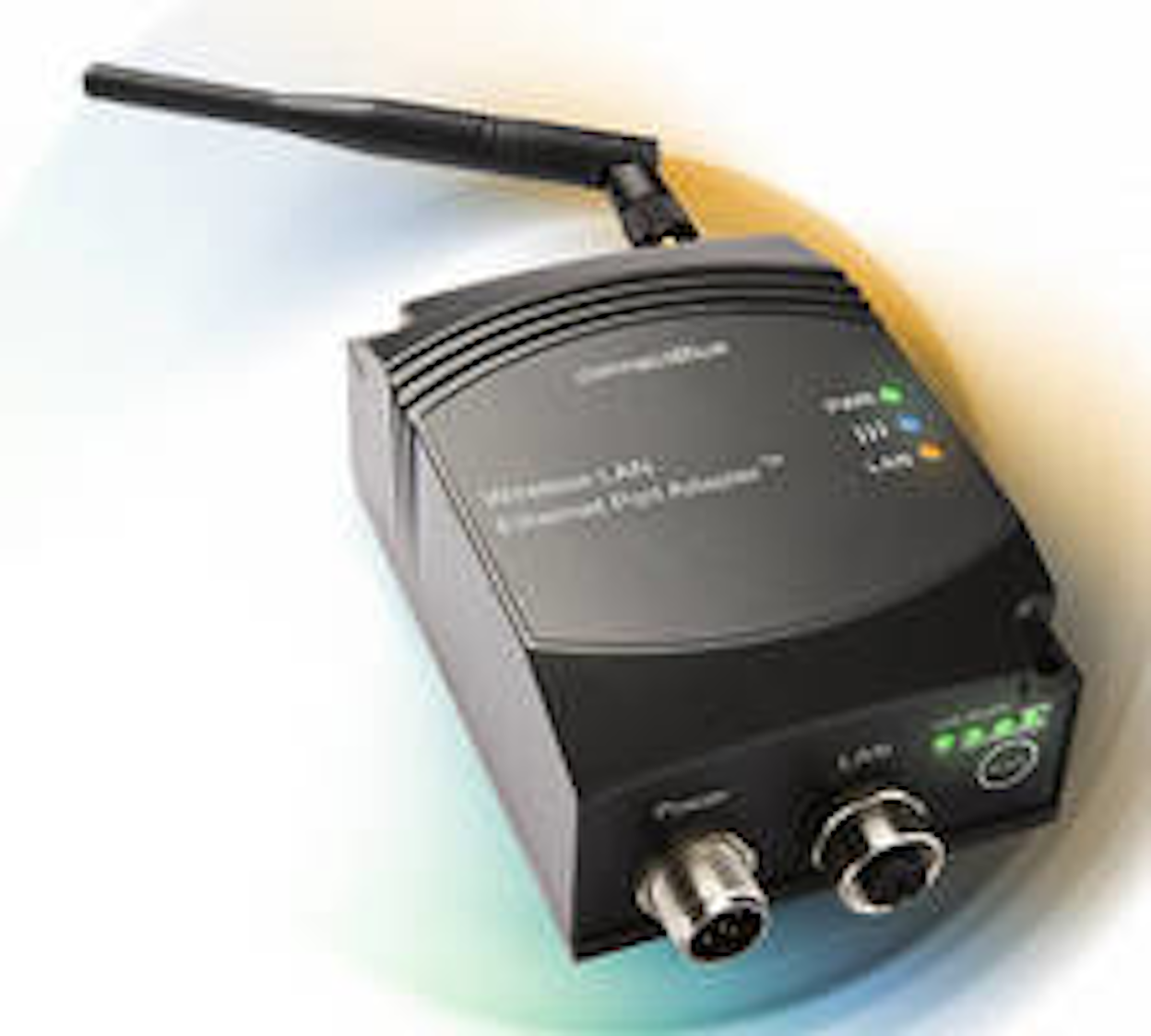 Dual-band Ethernet port adapter features external WLAN antenna