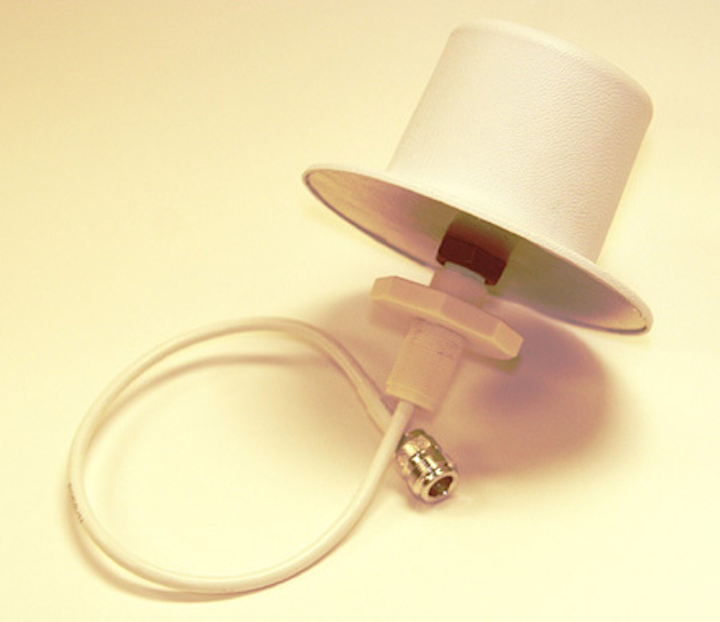 Fractal Antenna Systems has launched its dBMax wideband antenna