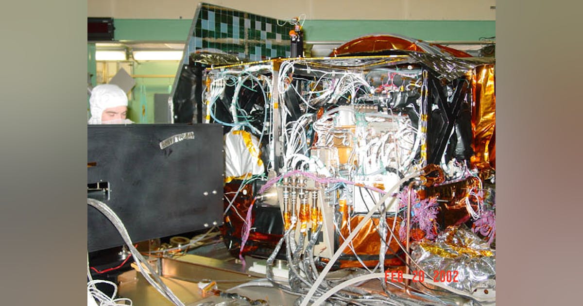 NASA brief compares wireless, wired intra-spacecraft communications for ...