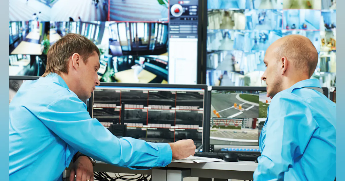 2-post vs. 4-post racks: Pros and cons | Cabling Installation & Maintenance
