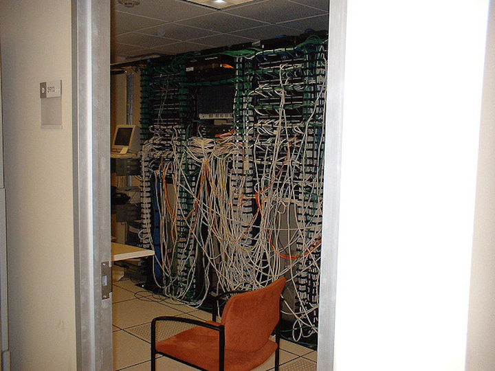 Cabling02
