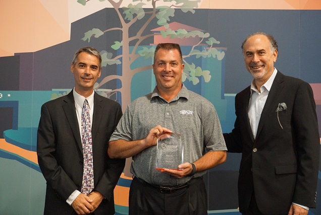 Tripp Lite wins Cabling Installation & Maintenance 2016 Innovators Award