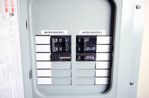 Eaton, EPRI field test intelligent circuit breakers for smart grids