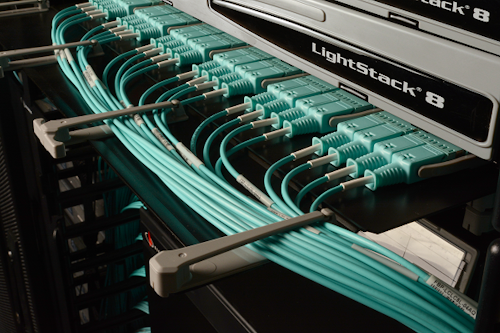 Content Dam Cim Gallery En Articles 2018 09 Cabling Awards Gold Honorees Siemonlightstack