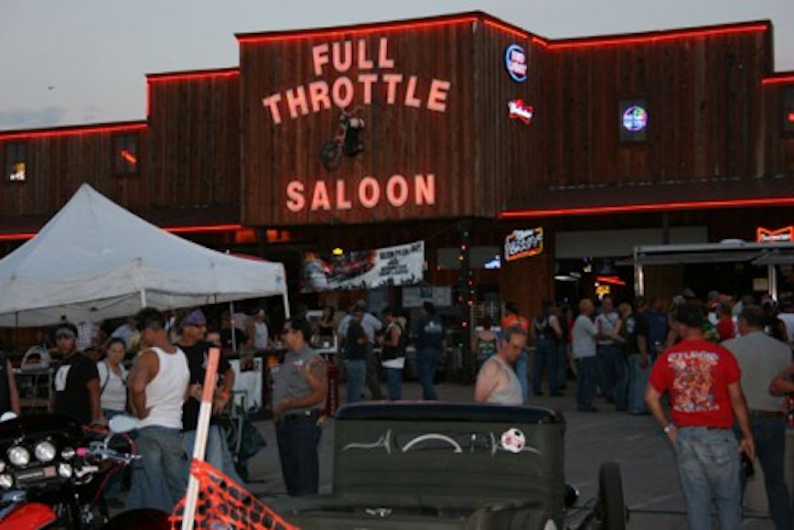 Content Dam Etc Medialib New Lib Cablinginstall Online Articles 2010 08 Iqinvision At Full Throttle Saloon 9799