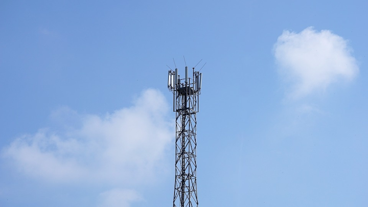 Content Dam Cim En Articles Pt 2018 12 Fcc Tips In Favor Of Service Providers On Small Cell Wireless Projects Leftcolumn Article Thumbnailimage File