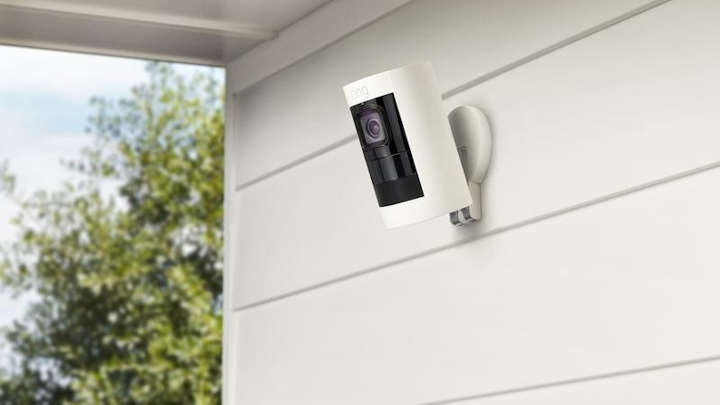 Content Dam Cim En Articles Pt 2019 02 Question Re Safely Installing External Poe Camera On Outside Of Home Leftcolumn Article Thumbnailimage File