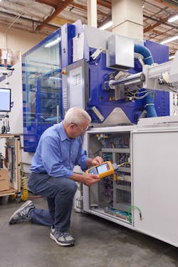 Users of Fluke Networks' DSX CableAnalyzer now can use an adapter to test M12-X connector-terminated cabling links. Users of Fluke Networks' DSX CableAnalyzer now can use an adapter to test M12-X connector-terminated cabling links.