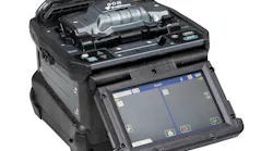 The Fujikura 90S splicer