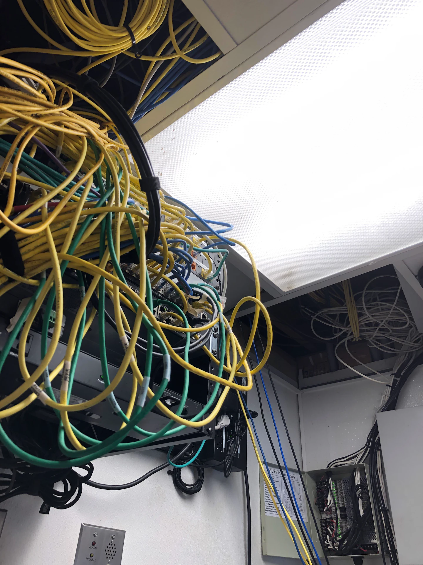 Dirty rotten cable fails: Photos | Cabling Installation & Maintenance