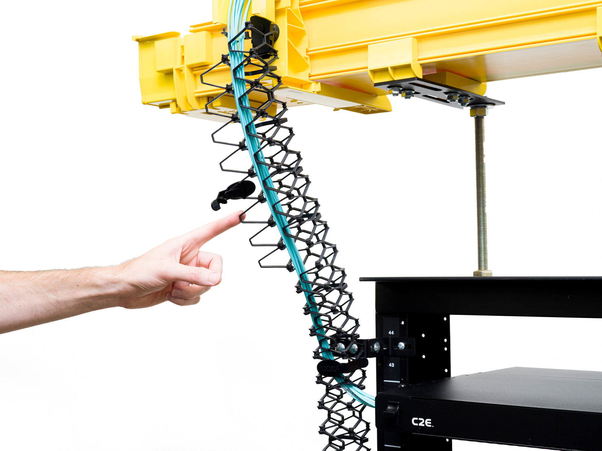 Amphenol Network Solutions unveils FlexTrax cable management system Cabling Installation