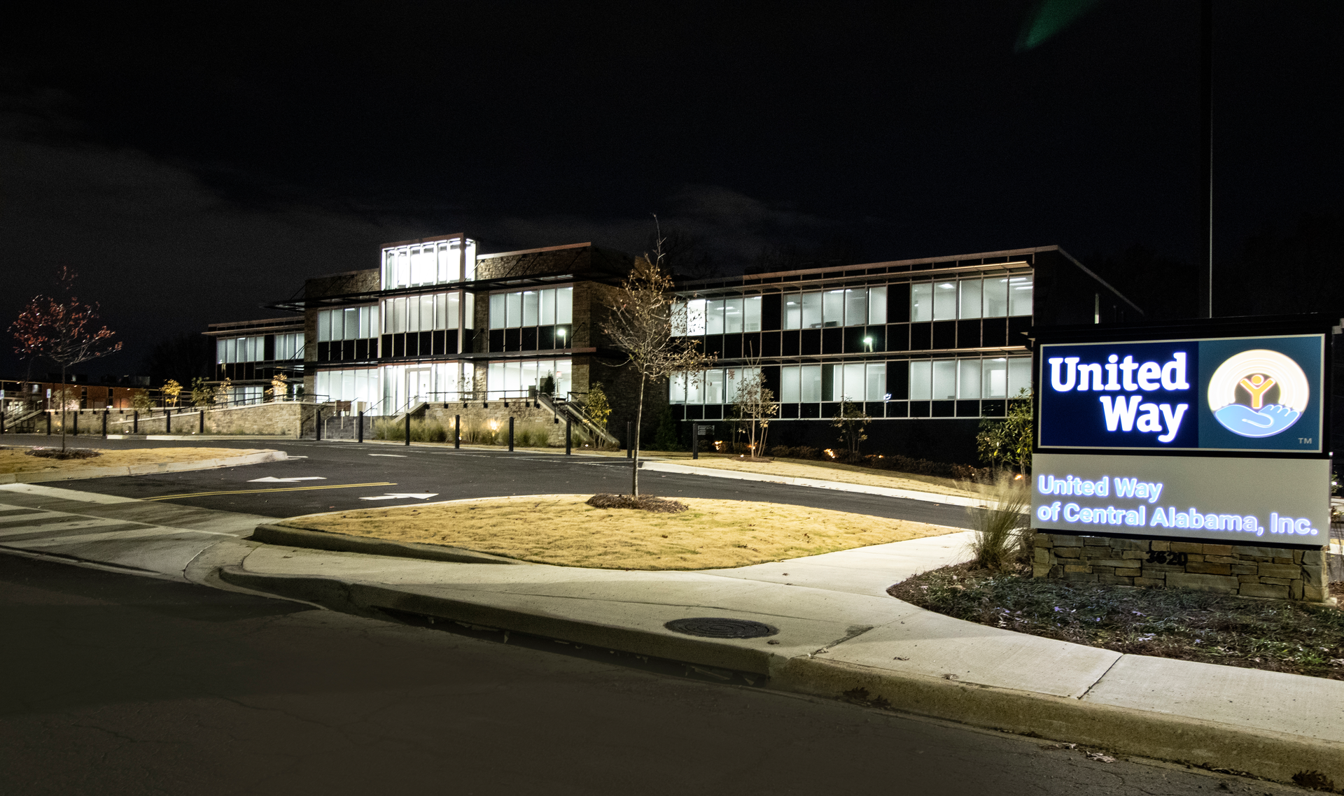 The United Way of Central Alabama implemented Power over Ethernet lighting in its new 40,000-square-foot expansion project.