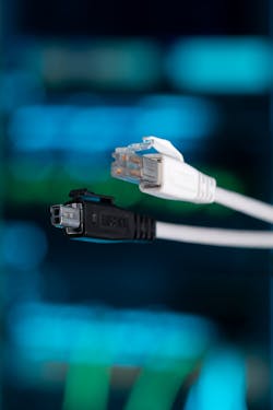 R&M's single pair cabling system includes connectors that comply with the IEC 63171-1 standard and the IEC 63171-2 standard. R&M's single pair cabling system includes connectors that comply with the IEC 63171-1 standard and the IEC 63171-2 standard.