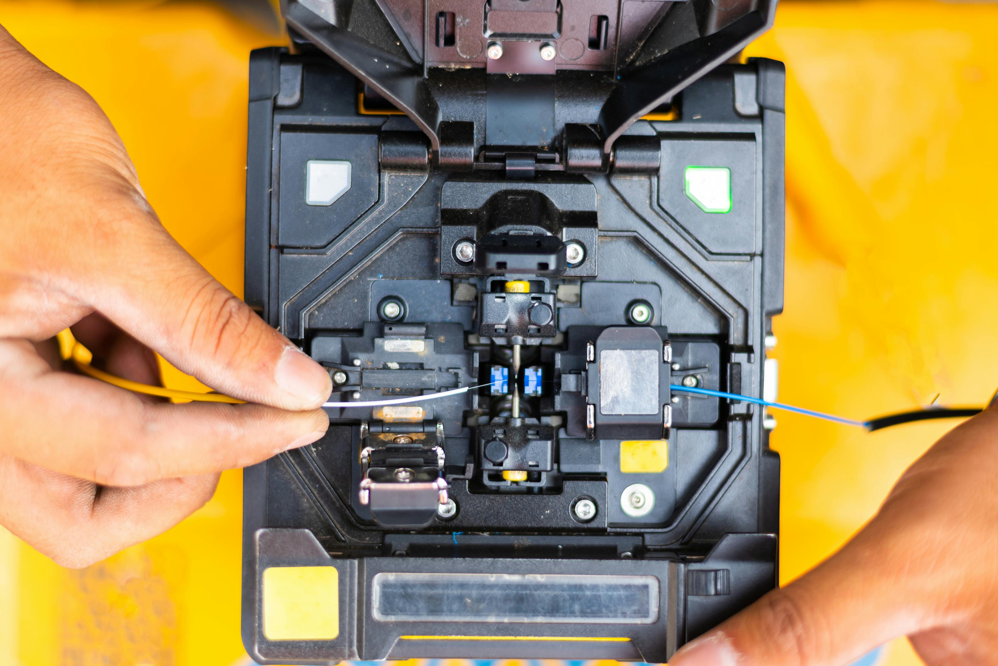 As part of its announcement of the $10-billion construction of two data center complexes in Mississippi, Amazon Web Services also pledged to provide fusion splicing workshops at community colleges, technical schools, and universities in the state.