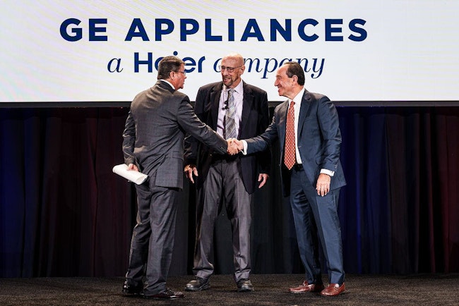Bill Good, GE Appliances VP of Supply Chain (left); Harry Moser, Reshoring Initiative President (center); Drew Greenblatt, Owner and President, Marlin Steel Wire Products (right).
