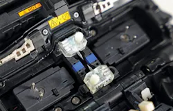 100R Fusion Splicer Inside View 100R Fusion Splicer Inside View