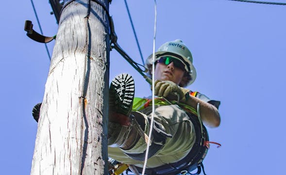 Sertex Broadband Solutions Aerial Fiber Installation